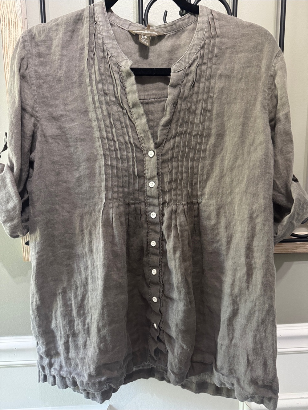 Tommy Bahama Olive Gray Linen Pintuck Button-Up Tunic S lightweight luxury
